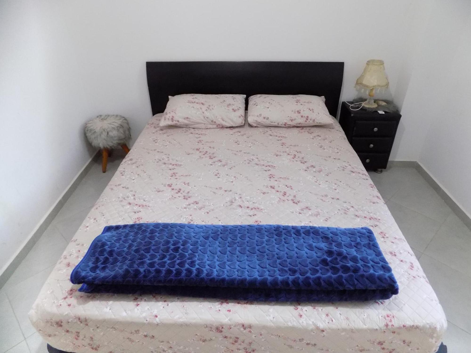 Miftah Bleu Sky Anza Apartment